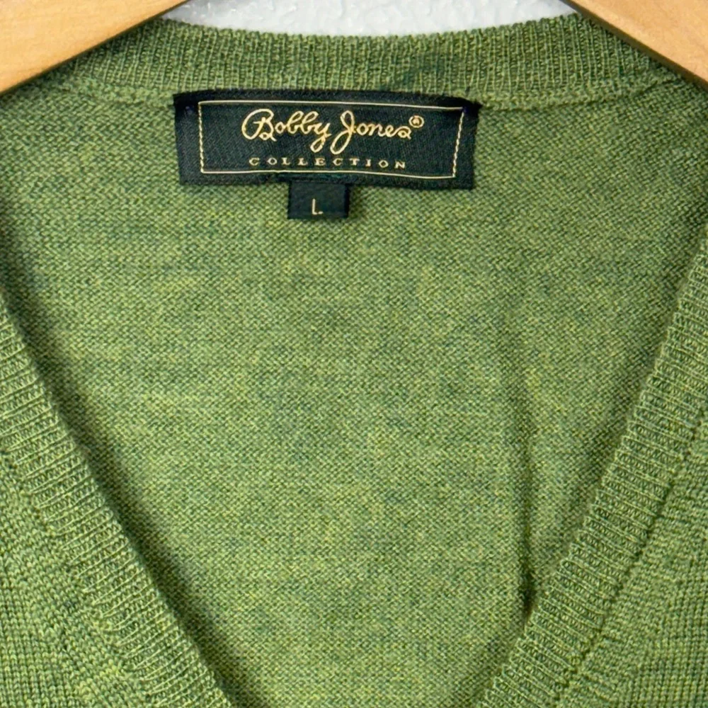 Bobby Jones Men's Kiawah The Ocean Course V-Neck Sweater Vest